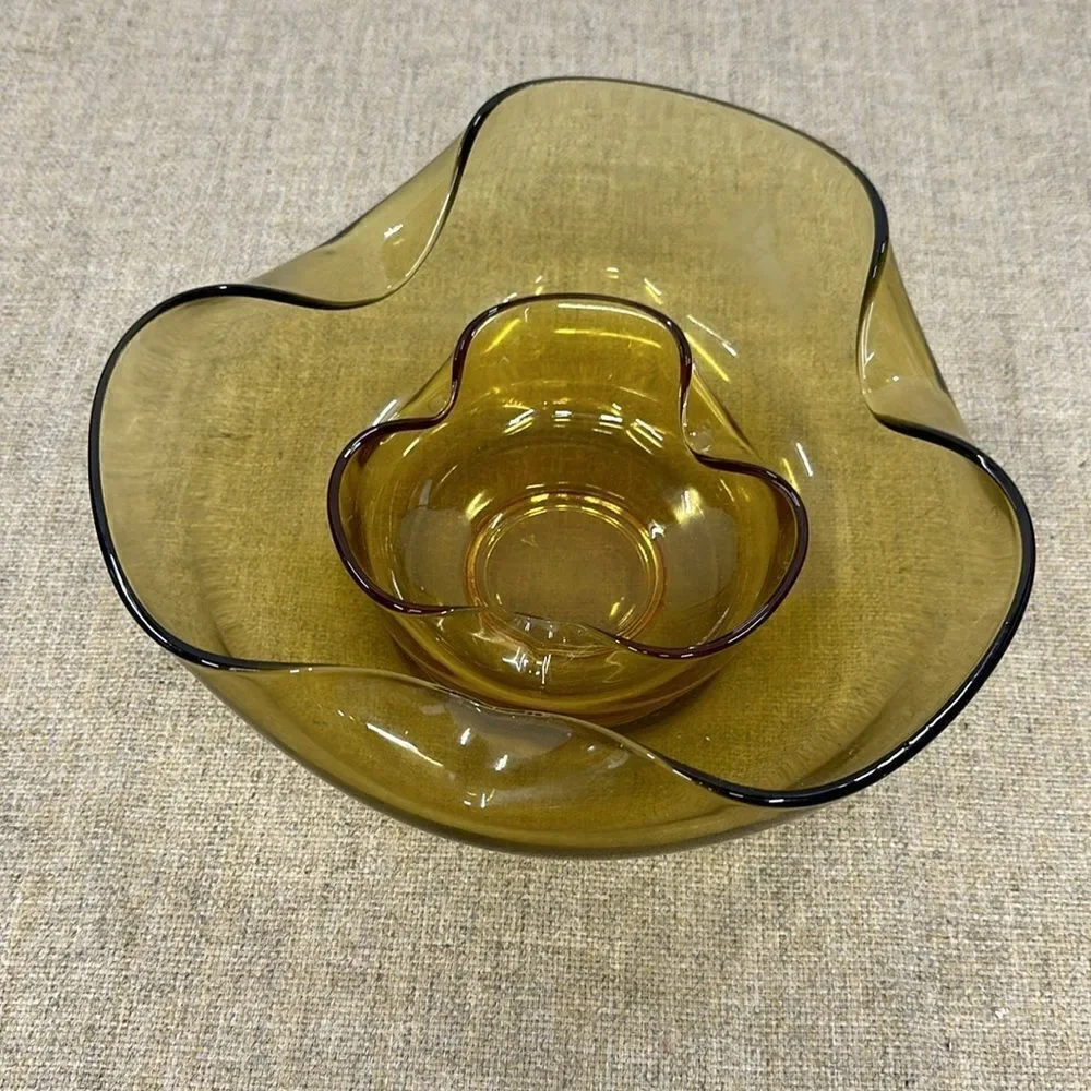 MCM 1960’s Anchor Hocking Amber Chip and Dip Wavy Bowls - Picture 2 of 2